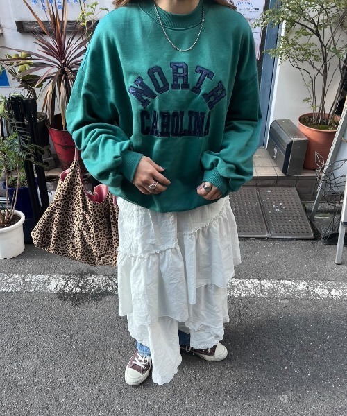 DuKKah（デュカ）の「Dukkah/【低身長向け】オーバーサイズスウェット（スウェット・レディース・サックスブルー/イエロー/グリーン/オートミール/スミクロ・X-SMALL）」の7枚目の写真