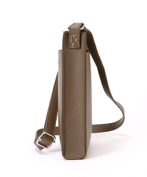 Purple&Yellow（パープルアンドイエロー）の「フェイクレザーミニショルダーバッグ（ショルダーバッグ・メンズ・ライトグリーン/アイボリー/ブラック/グレイッシュベージュ・FREE）」の22枚目の写真