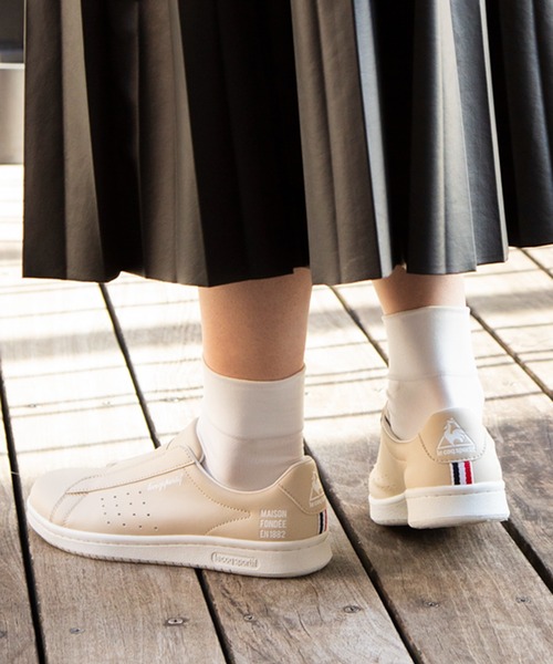 le coq sportif(ルコックスポルティフ)の「LA ローラン SL OM / LA ROLAND SL OM ユニセックス シューズ スニーカー 靴 ルコック ローラン スポーツウェア(スニーカー・メンズ・ベージュ・28.0cm/23.0cm/26.0cm/25.5cm/23.5cm/24.0cm/22.5cm/27.0cm/26.5cm/24.5cm/27.5cm/25.0cm)」の7枚目の写真