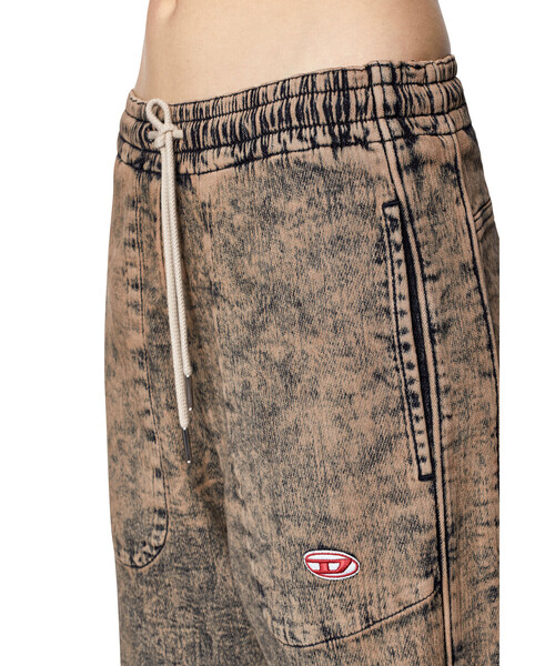 DIESEL(ディーゼル)の「レディース スウェットパンツ ジョグジーンズ トラックデニム(その他パンツ・レディース・レッド/サンドベージュ・SMALL/MEDIUM/X-SMALL/XX-SMALL)」の10枚目の写真