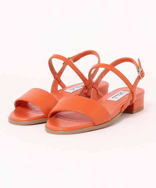 agnes b.（アニエスベー）の「アンクルストラップサンダル（サンダル・レディース・ブラック/オレンジ/ベージュ・M(23.5cm)/L(24.5cm)/S(22.5cm)）」の3枚目の写真