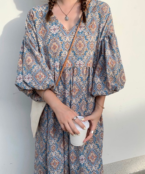 No Rule No Line（ノール－ルノーライン）の「バルーンスリーブオリエンタル柄ロング丈ワンピース ペイズリー 半袖 春服（ワンピース・レディース・ライトブルー/ネイビー・FREE）」の18枚目の写真