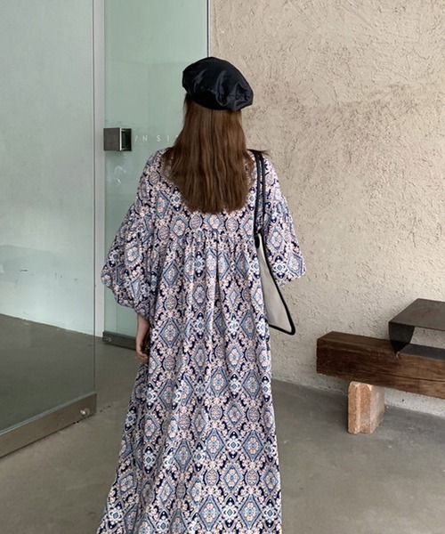 セール】ボリュームスリーブオリエンタル柄ロング丈ワンピース