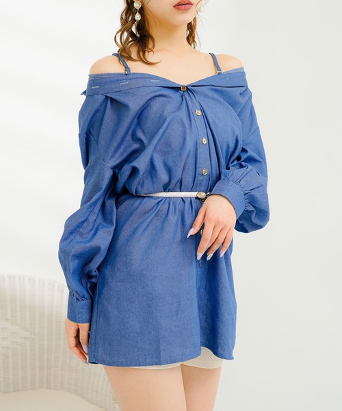 Diable baiser(ディアブルベーゼ)の「2WAYオフショルシャツワンピース【M~3L】(ワンピース・レディース・ブルー/ケミカルウォッシュ/サックスブルー・LARGE/X-LARGE/XX-LARGE/MEDIUM)」の11枚目の写真