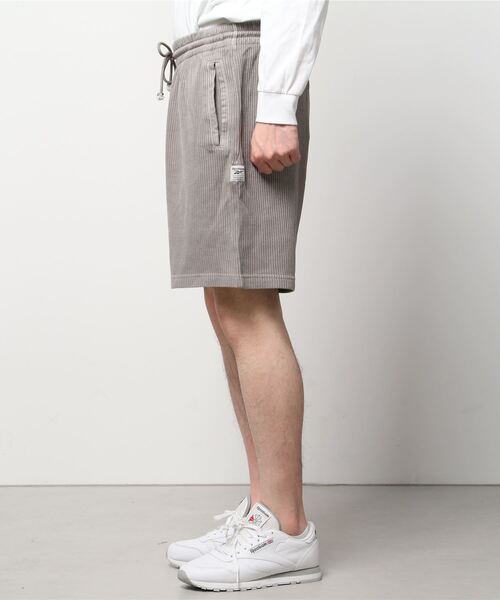 Reebok(リーボック)の「クラシックス ナチュラルダイ ワッフル ショーツ / Classics Natural Dye Waffle Shorts(その他パンツ・メンズ・オフホワイト/ライトグレー・SMALL/MEDIUM/XXX-LARGE/X-SMALL/XX-LARGE/LARGE/X-LARGE)」の10枚目の写真