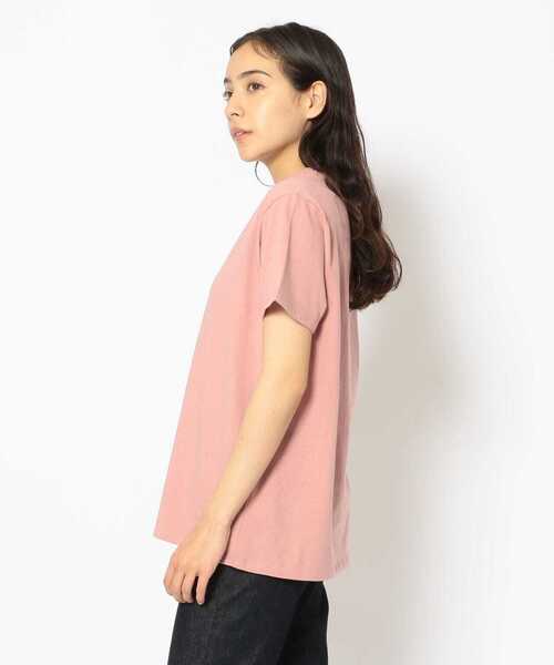 AVIREX(アヴィレックス)の「EMBROIDERY LOGO TEE/ 刺繍ロゴティーシャツ(Tシャツ/カットソー・レディース・ブラック/オフホワイト/ピンク・SMALL/MEDIUM)」の1枚目の写真