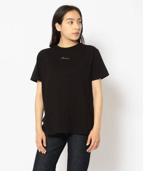 AVIREX(アヴィレックス)の「EMBROIDERY LOGO TEE/ 刺繍ロゴティーシャツ(Tシャツ/カットソー・レディース・ブラック/オフホワイト/ピンク・SMALL/MEDIUM)」の4枚目の写真