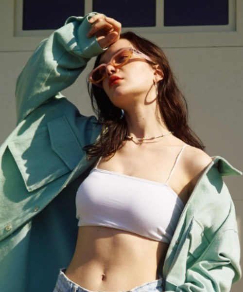 BLONDEY(ブロンディ)の「バッククロスカップ付きキャミソール(キャミソール・レディース・ホワイト/ブラック・FREE)」の2枚目の写真