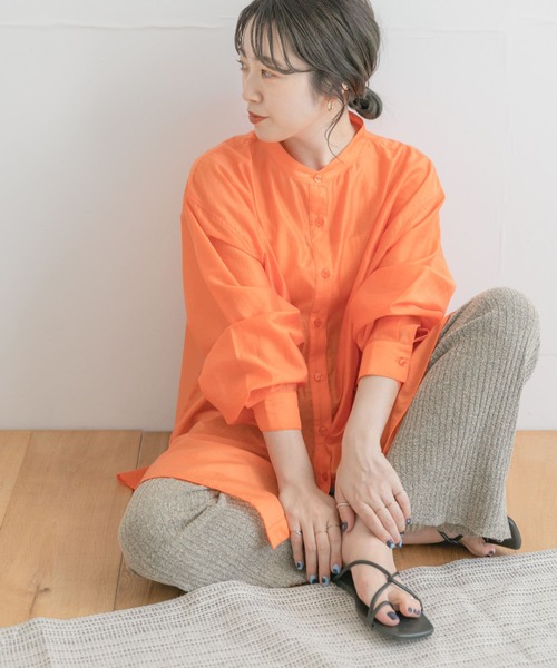 ITEMS URBANRESEARCH（アイテムズ アーバンリサーチ）の「シアーバンドカラーブラウス（シャツ/ブラウス・レディース・ブラック/ブルー/オフホワイト/オレンジ・FREE）」の9枚目の写真