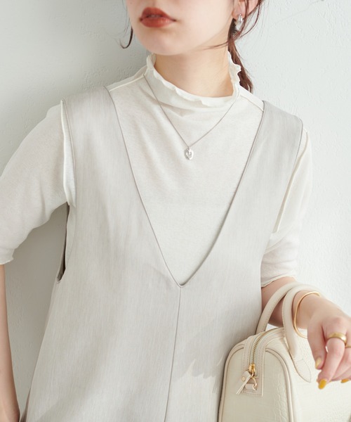 natural couture(ナチュラルクチュール)の「シアーネット半袖ハイネックプルオーバー(Tシャツ/カットソー・レディース・ライトグレー/ブラック/アイボリー/ピンクベージュ/グリーン・FREE)」の6枚目の写真