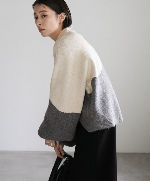 select MOCA（セレクトモカ）の「ツートンボリュームスリーブニット（ニット/セーター・レディース・ピンク/オレンジ/ブルー/グリーン/グレー・FREE）」の22枚目の写真