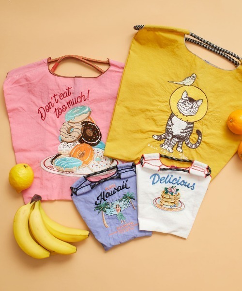 Ball&Chain（ボールアンドチェーン）の「[BALL&CHAIN/ボールアンドチェーン] DELICIOUS 刺繍デザインナイロンバッグ スモールサイズ（ショルダーバッグ・レディース・ホワイト・ONE SIZE）」の11枚目の写真