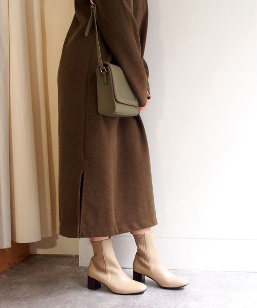 cava cava（サヴァサヴァ）の「リブニットショートブーツ　-1320489（ブーツ・レディース・ブラック/ダークブラウン/オリーブ/ライトベージュ・22.5cm/23.5cm/24.5cm/23.0cm/24.0cm）」の22枚目の写真