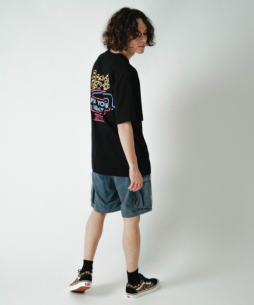 MFC STORE(エムエフシーストア)の「MFC STORE "MFC$" NEONSIGN S/S TEE(Tシャツ/カットソー・メンズ・ホワイト/ブラック/アッシュ・S/M/L/XL/XXL)」の18枚目の写真