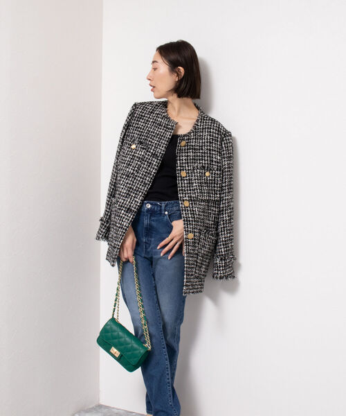 美品 リエミラー クルーネック フリンジジャケット ツイード 金ボタン 黒 38 Rie Miller（リエミラー）の「クルーネックフリンジジャケット