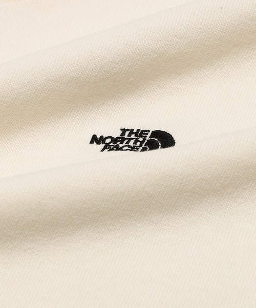 THE NORTH FACE（ザノースフェイス）の「THE NORTH FACE L/S Nuptse Cotton Tee NTW82135（Tシャツ/カットソー・レディース・グレー/ブラック/ホワイト・LARGE/MEDIUM）」の7枚目の写真