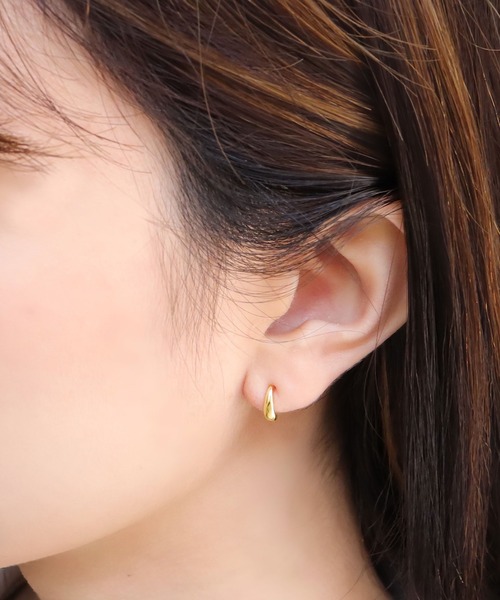 blackdia ocean（ブラックダイヤオーシャン）の「blackdia ocean シンプルドロップピアス（ピアス（両耳用）・レディース・シルバー/ゴールド・FREE）」の10枚目の写真