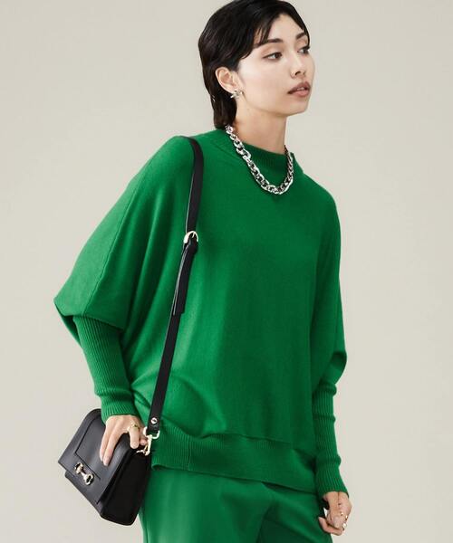 ハイネックドルマンニット