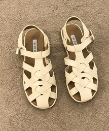フラットグルカサンダル