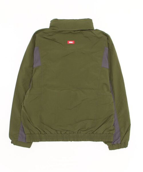 FTC(エフティーシー)の「NYLON TRACK JACKET(ナイロンジャケット・メンズ・オリーブ/ブラック/ネイビー/オレンジ・LARGE/MEDIUM/X-LARGE/SMALL)」の8枚目の写真