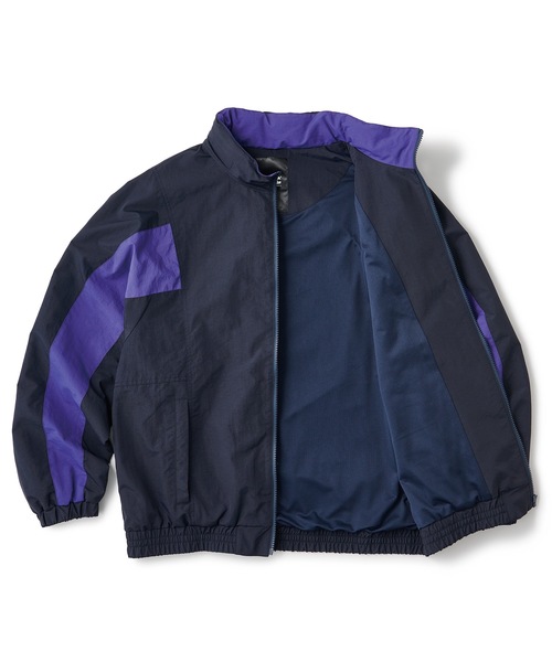FTC(エフティーシー)の「NYLON TRACK JACKET(ナイロンジャケット・メンズ・オリーブ/ブラック/ネイビー/オレンジ・LARGE/MEDIUM/X-LARGE/SMALL)」の5枚目の写真