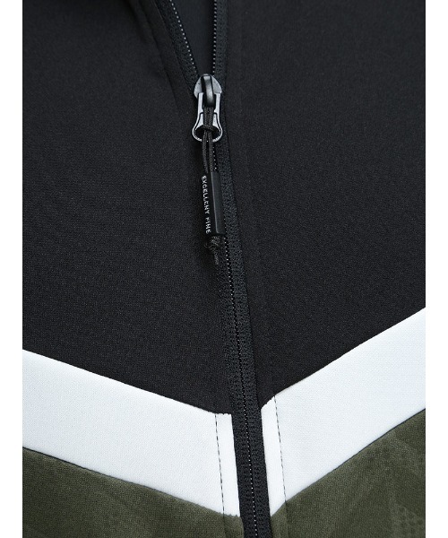 EXCELLENT FINE(エクセレント ファイン)の「ストレッチ ZIP パーカー(ジャージ・メンズ・ブラック/グリーン・X1(3L~4L)/X2(4L~5L)/X3(6L~7L)/X4(8L~9L)/X5(9L~10L))」の7枚目の写真