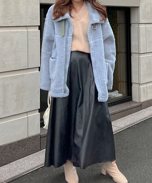 Lamoa（ラモア）の「Lamoa/ビックシルエット ボア ジャケット コート（ムートンコート・レディース・アイボリー/ライトグリーン/ブルー/ピンク・FREE）」の18枚目の写真