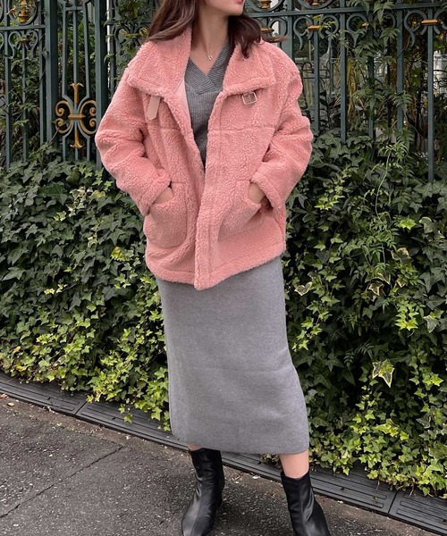 Lamoa（ラモア）の「Lamoa/ビックシルエット ボア ジャケット コート（ムートンコート・レディース・アイボリー/ライトグリーン/ブルー/ピンク・FREE）」の20枚目の写真