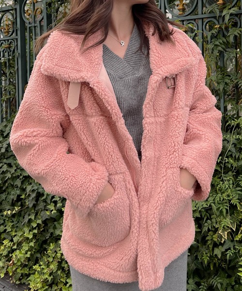 Lamoa（ラモア）の「Lamoa/ビックシルエット ボア ジャケット コート（ムートンコート・レディース・アイボリー/ライトグリーン/ブルー/ピンク・FREE）」の21枚目の写真