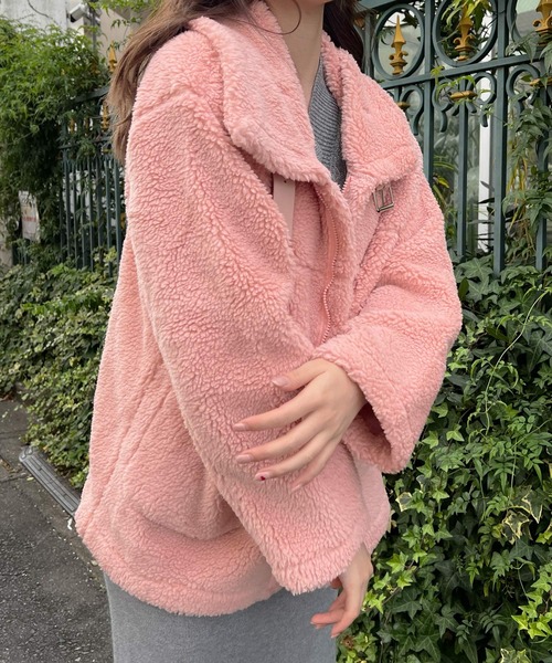 Lamoa（ラモア）の「Lamoa/ビックシルエット ボア ジャケット コート（ムートンコート・レディース・アイボリー/ライトグリーン/ブルー/ピンク・FREE）」の22枚目の写真