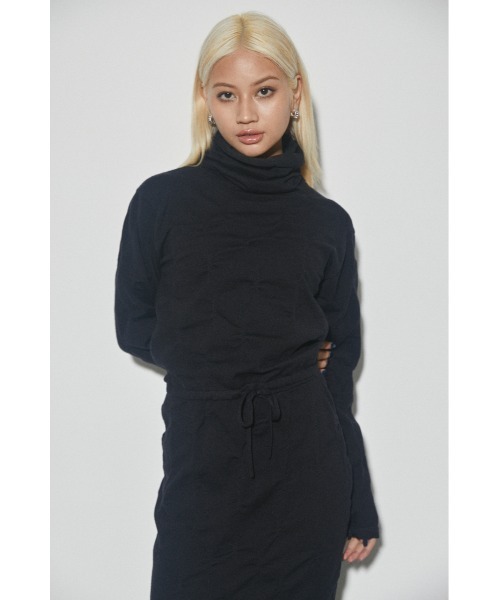 ⚫専用⚫未使用タグ付き アドーア ラッフル アーム ニット 38 黒 セール】 ドライストレッチペプラムニットトップス （ニット・セーター