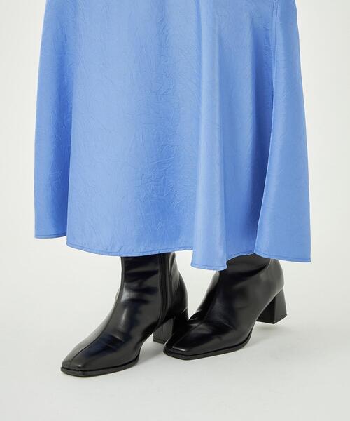 green label relaxing（グリーンレーベルリラクシング）の「ワッシャー サテン マーメイド スカート（スカート・レディース・ナチュラル/ライトブルー/ネイビー・38/36）」の10枚目の写真