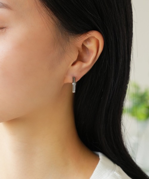 IAMUSE(アイアミューズ)の「金属アレルギー対応 ヘキサゴンフープピアス S0870【IAMUSE】(ピアス(両耳用)・レディース・シルバー/ゴールド・FREE)」の10枚目の写真
