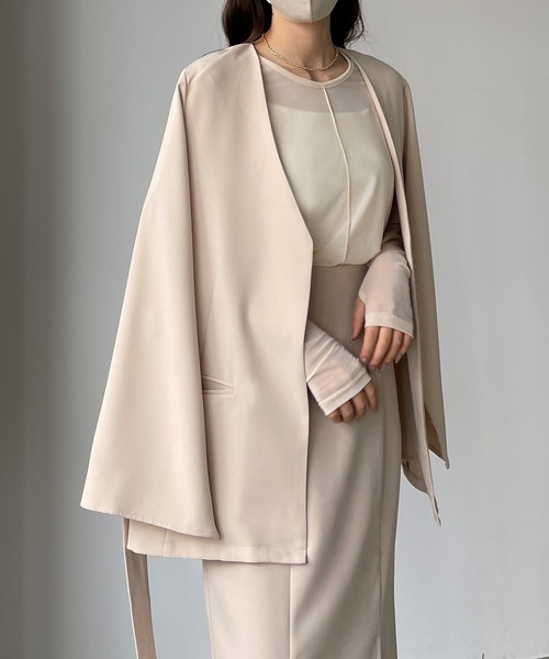 Louere（ルエレ）の「シアーフィンガーホールトップス（Tシャツ/カットソー・レディース・クリーム/ブラック/ベージュ・SMALL/MEDIUM/LARGE）」の12枚目の写真