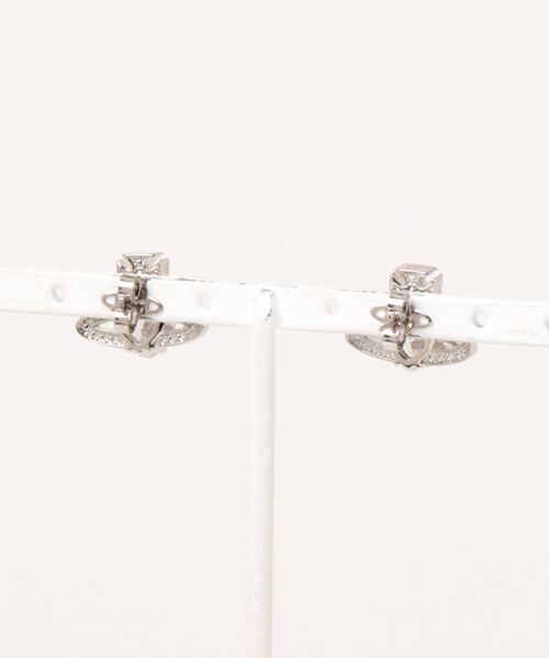 Vivienne Westwood(ヴィヴィアンウエストウッド)の「6201031T/ARIELLA EARRINGS-CN(ピアス(両耳用)・レディース・シルバー/レッド/ピンク/イエロー・FREE)」の5枚目の写真