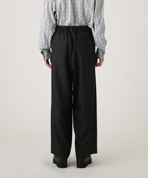 tk.TAKEO KIKUCHI（ティーケータケオキクチ）の「◆エステルバギーワイドパンツ（その他パンツ・メンズ・ホワイト/ブラック・02/03）」の6枚目の写真