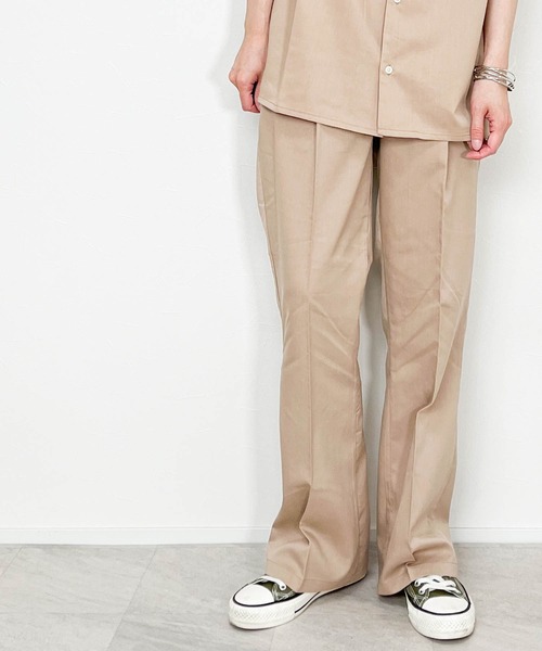 Ritzy(リッツィー)の「TRセンタープレスフレアパンツ レディース メンズ(その他パンツ・メンズ・ブラック/オフホワイト/ベージュ/グリーン/モカ/サックスブルー・X-LARGE/LARGE/MEDIUM)」の1枚目の写真