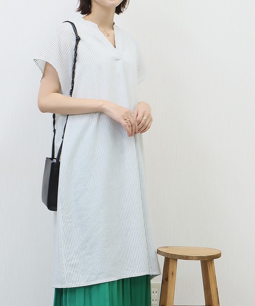 libelle more（リベル モア）の「《吸水速乾・UVカット・抗菌防臭》フレンチリネン　ストライプキーネックワンピース（シャツワンピース・レディース・ラベンダー/ミント/ブルー/ブラック・M/L）」の3枚目の写真