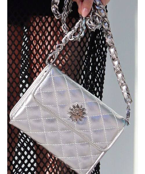 EVRIS（エヴリス）の「ミニウォレットチェーンBAG（ショルダーバッグ・レディース・ブラック/シルバー/ブルー・FREE）」の3枚目の写真