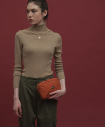 ERIE WORKS（エリーワークス）の「【ERIE WORKS】Claire／クレア（ポーチ）」