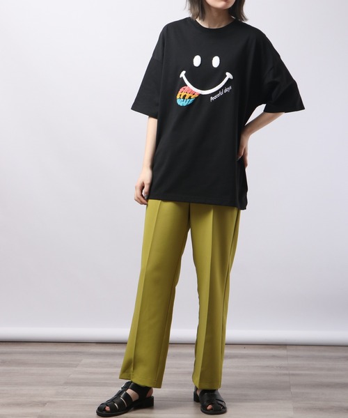 SMILEY FACE(スマイリーフェイス)の「SMILEY FACE サガラ刺繍Tシャツ(Tシャツ/カットソー・レディース・イエロー/インディゴブルー/ホワイト/ブラック・M/L/LL)」の12枚目の写真
