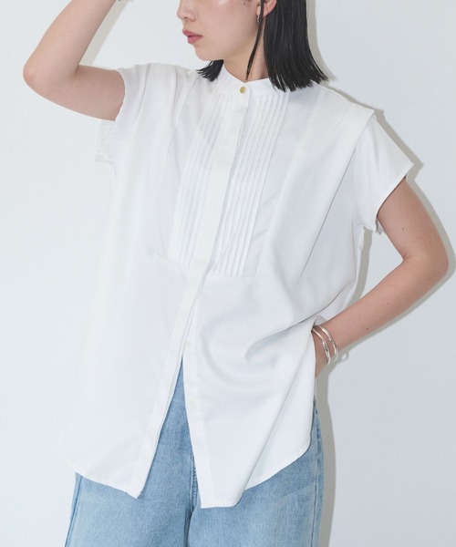Aunt Marie's(アントマリーズ)の「ショルダータックフレンチスリーブブラウス(シャツ/ブラウス・レディース・ホワイト/ブラック/ブルー・FREE)」の5枚目の写真