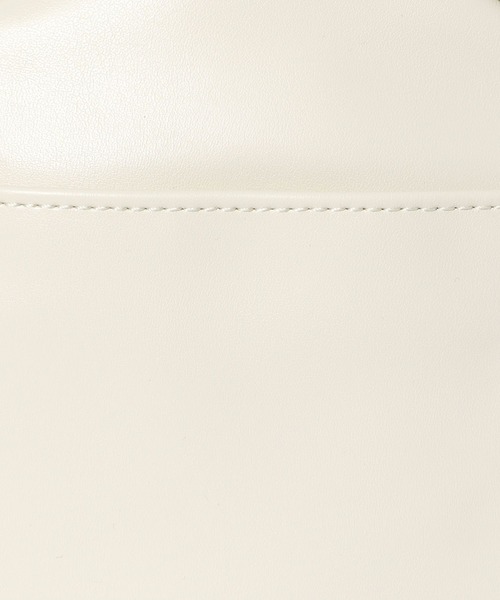 LAKOLE（ラコレ）の「サークルショルダーバッグ / 963000（ショルダーバッグ・レディース・ブラック/アイボリー/シルバー・FREE）」の17枚目の写真