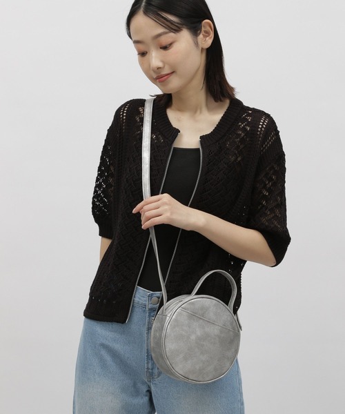 LAKOLE（ラコレ）の「サークルショルダーバッグ / 963000（ショルダーバッグ・レディース・ブラック/アイボリー/シルバー・FREE）」の22枚目の写真