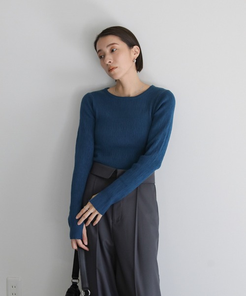 select MOCA（セレクトモカ）の「【8色展開】ニュアンスリブクルーネックトップス（Tシャツ/カットソー・レディース・ライトグレー/ブルー/ブラック/アイボリー/ホワイト/グレイッシュベージュ/ダークグレー/ブラウン・FREE）」の21枚目の写真