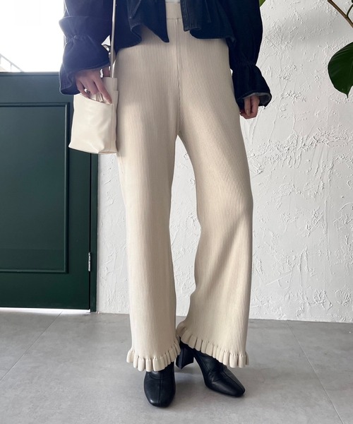 LOWRYS FARM(ローリーズファーム)の「スソフリルパンツ 967857(その他パンツ・レディース・パープル/シルバー/アイボリー/ブラック系その他/ブラック・FREE)」の18枚目の写真