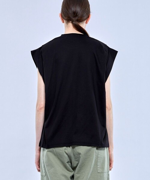 R JUBILEE(アールジュビリー)の「【R JUBILEE/アールジュビリー】ショルダータックノースリーブTEE(Tシャツ/カットソー・レディース・カーキ/ホワイト・FREE)」の16枚目の写真