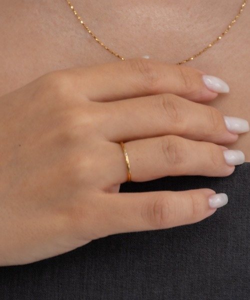 ebine(エビネ)の「1mm Zirconia Ring / 1石 金属アレルギー対応 サージカルステンレス(リング・レディース・ゴールド/ピンク/シルバー・4号/20号/18号/11号/1号/7号/2号/9号/16号/13号)」の1枚目の写真