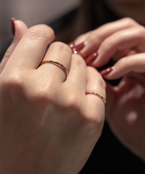 ebine(エビネ)の「1mm Zirconia Ring / 1石 金属アレルギー対応 サージカルステンレス(リング・レディース・ゴールド/ピンク/シルバー・4号/20号/18号/11号/1号/7号/2号/9号/16号/13号)」の9枚目の写真