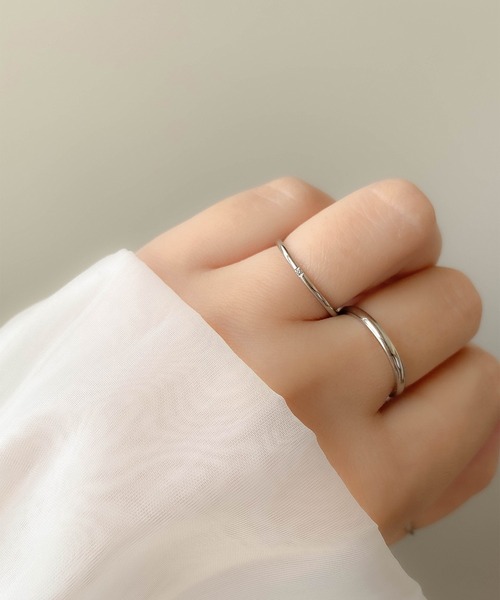 ebine(エビネ)の「1mm Zirconia Ring / 1石 金属アレルギー対応 サージカルステンレス(リング・レディース・ゴールド/ピンク/シルバー・4号/20号/18号/11号/1号/7号/2号/9号/16号/13号)」の18枚目の写真